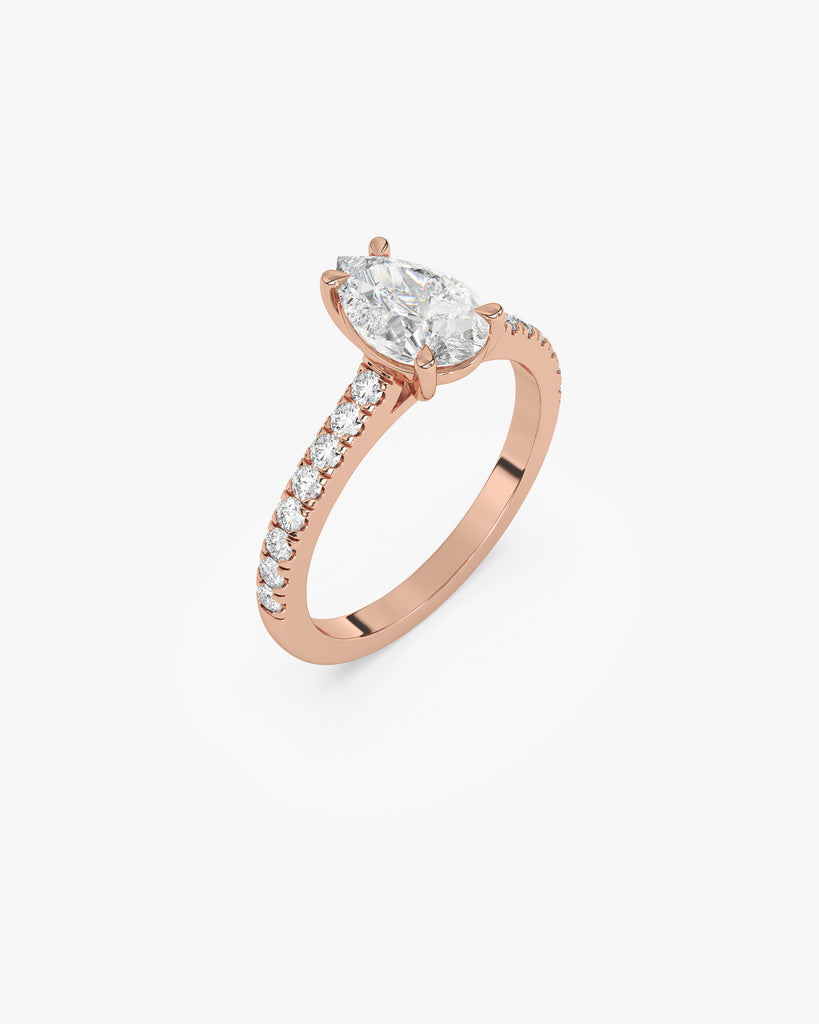 Exklusiver Verlobungsring mit tropfenförmigem Diamanten bei Studio Vreni in Hannover – perfekt für einen unvergesslichen Heiratsantrag.